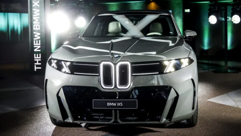 Новый X5 оснастят атмосферным V8 без гибрида