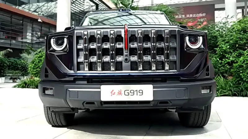 Госкорпорация Hongqi представила внедорожник, способный соперничать с Mercedes G-Class благодаря трём блокировкам дифференциала и высокой мощностью