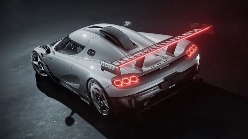 Koenigsegg CCGT1 вид сзади