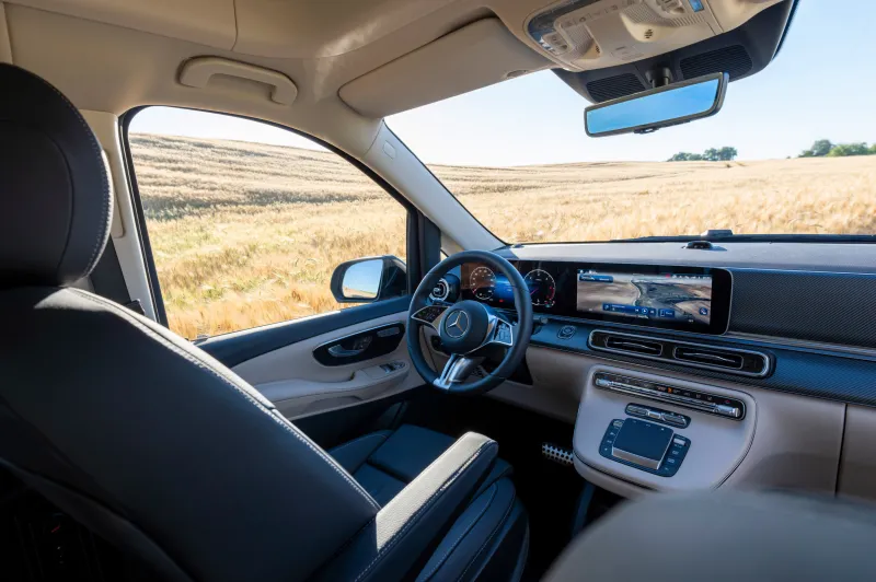 Mercedes Marco Polo: больше высоты и вид на звездное небо