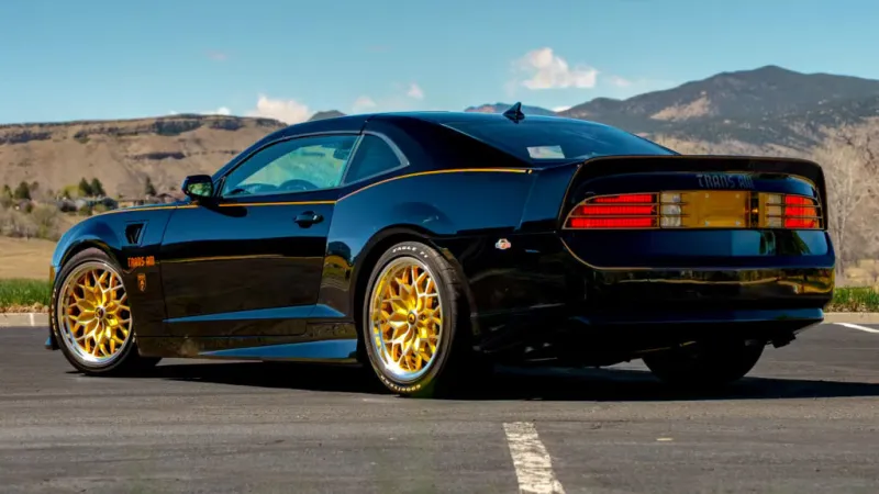 Редкий автомобиль на базе Camaro