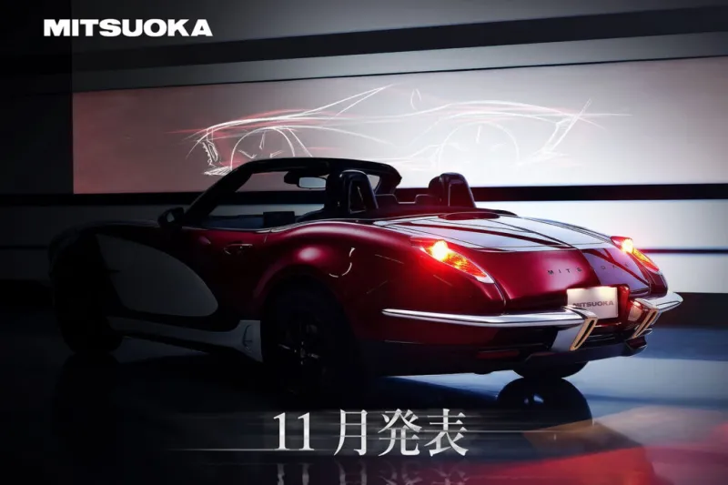 Вид сзади на новый проект Mitsuoka на базе Mazda MX-5