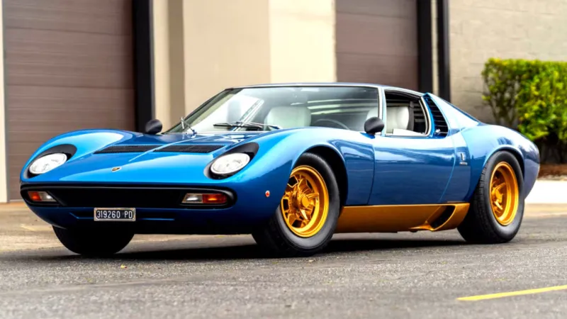 Легендарный суперкар Lamborghini Miura SV