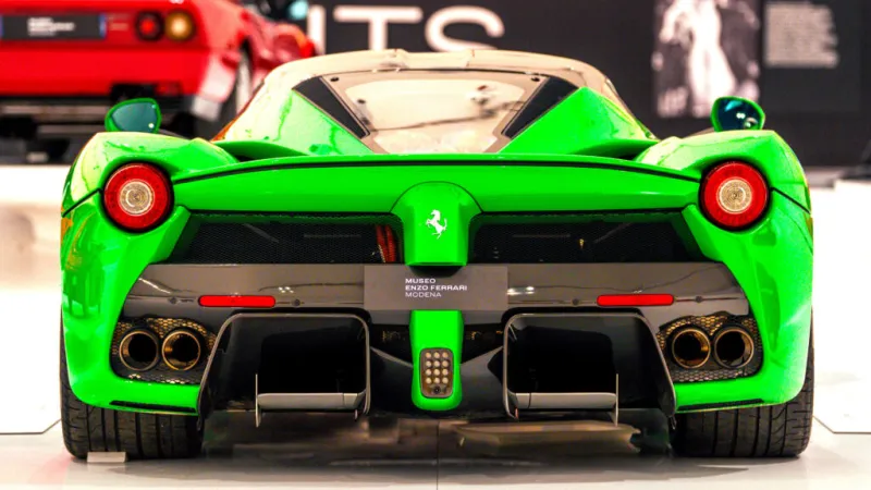 LaFerrari необычного цвета от Джея Кея